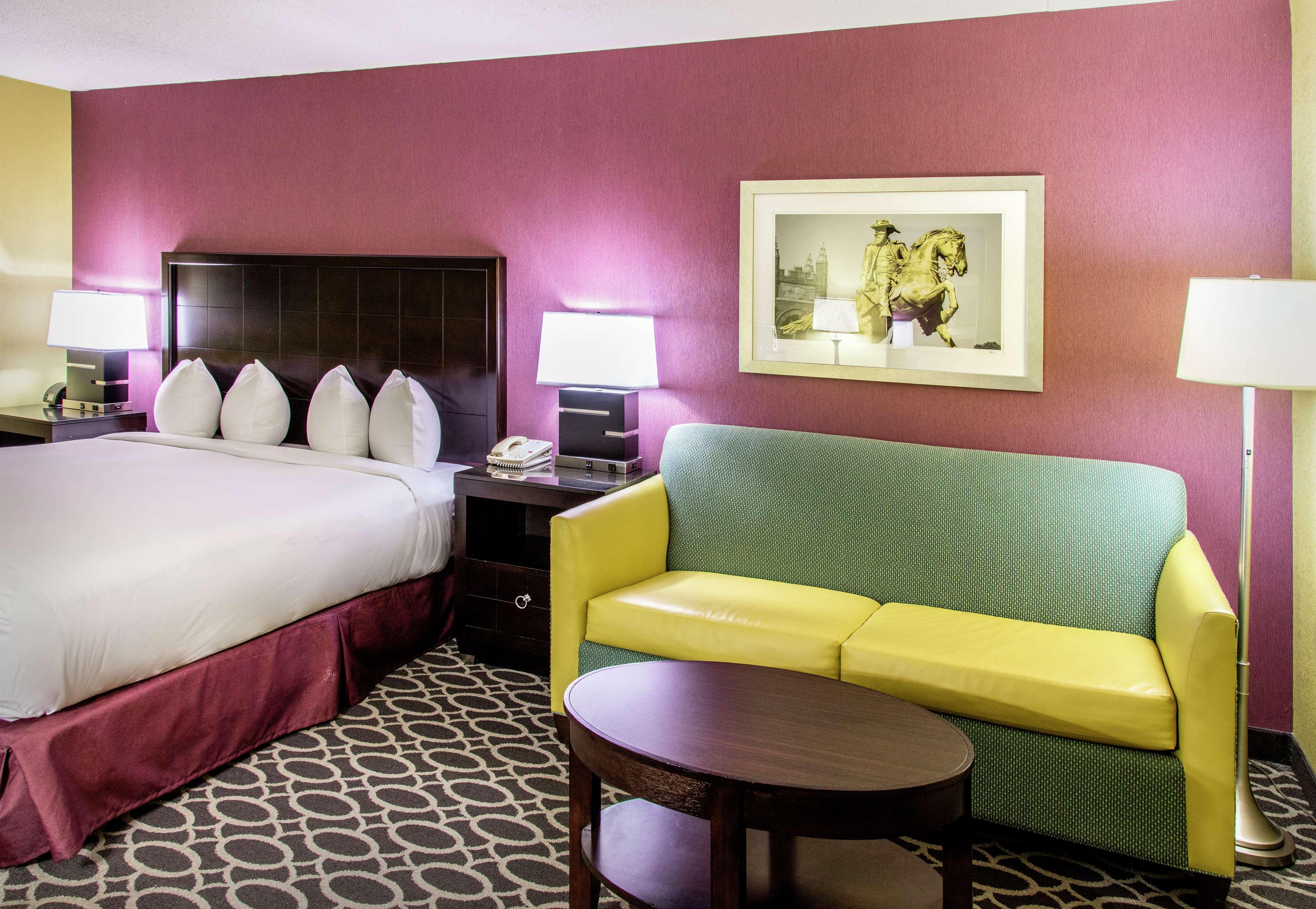 Doubletree By Hilton Richmond - Midlothian Hotel Eksteriør billede