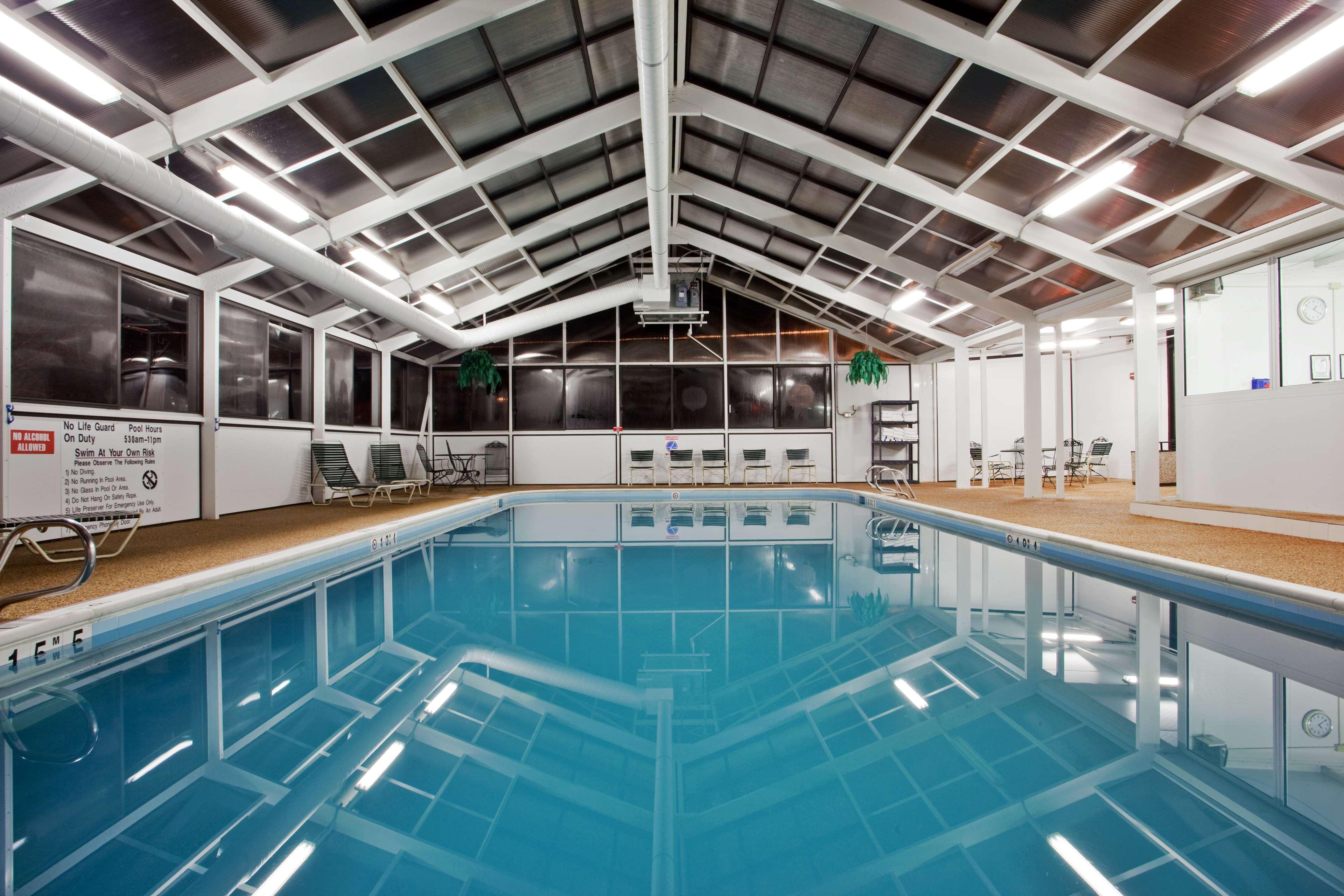 Doubletree By Hilton Richmond - Midlothian Hotel Eksteriør billede