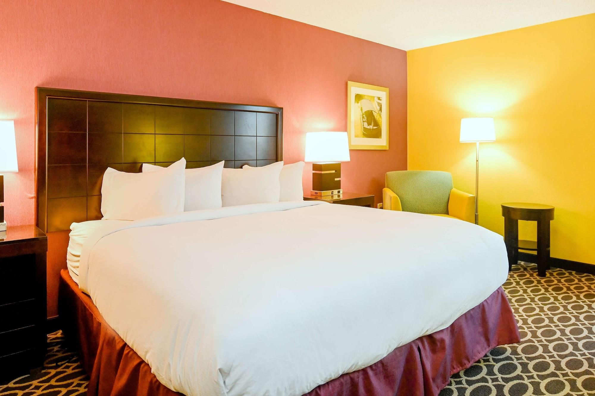 Doubletree By Hilton Richmond - Midlothian Hotel Eksteriør billede
