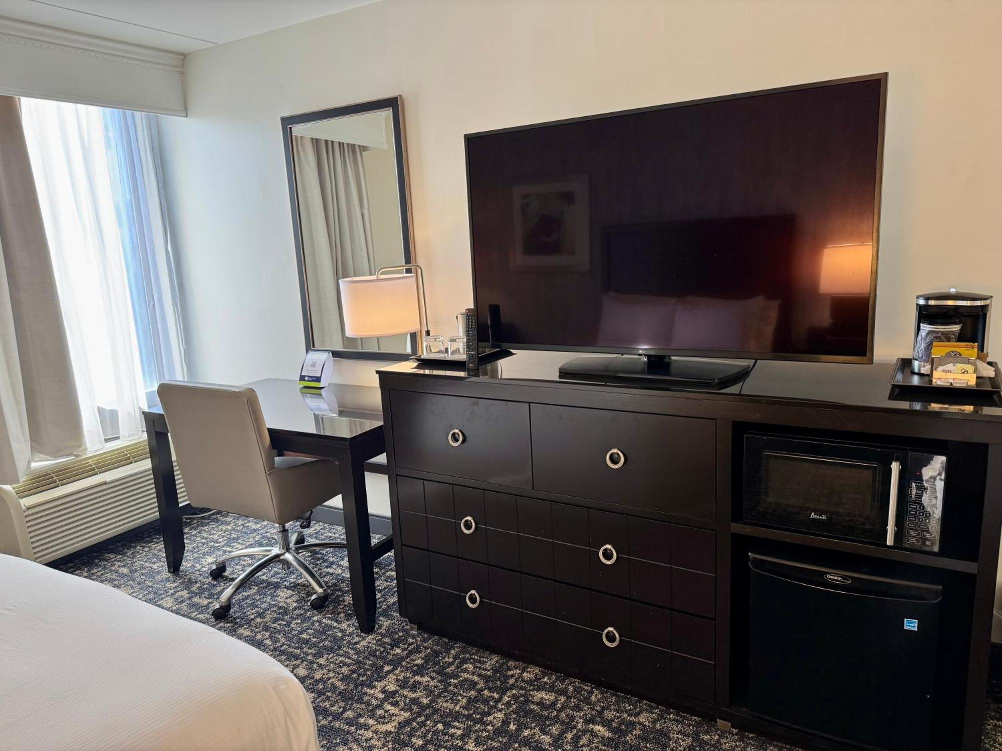Doubletree By Hilton Richmond - Midlothian Hotel Eksteriør billede