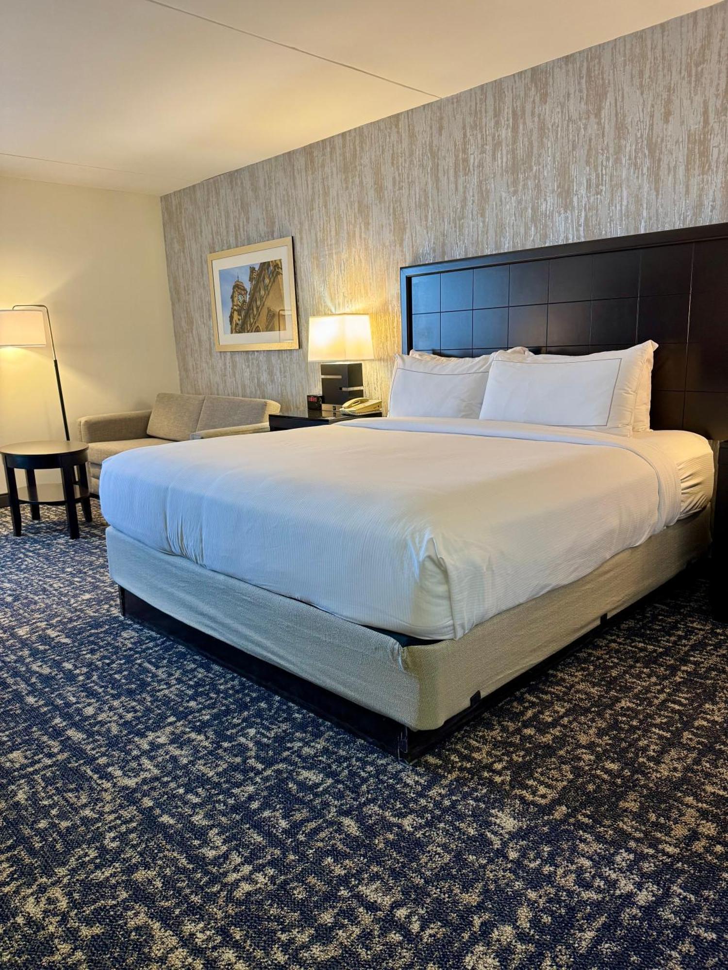 Doubletree By Hilton Richmond - Midlothian Hotel Eksteriør billede