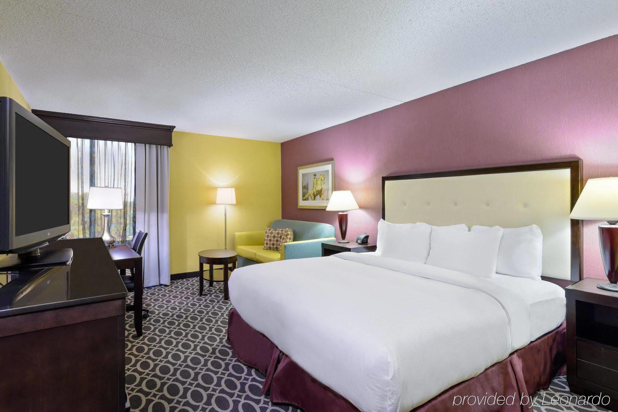 Doubletree By Hilton Richmond - Midlothian Hotel Eksteriør billede
